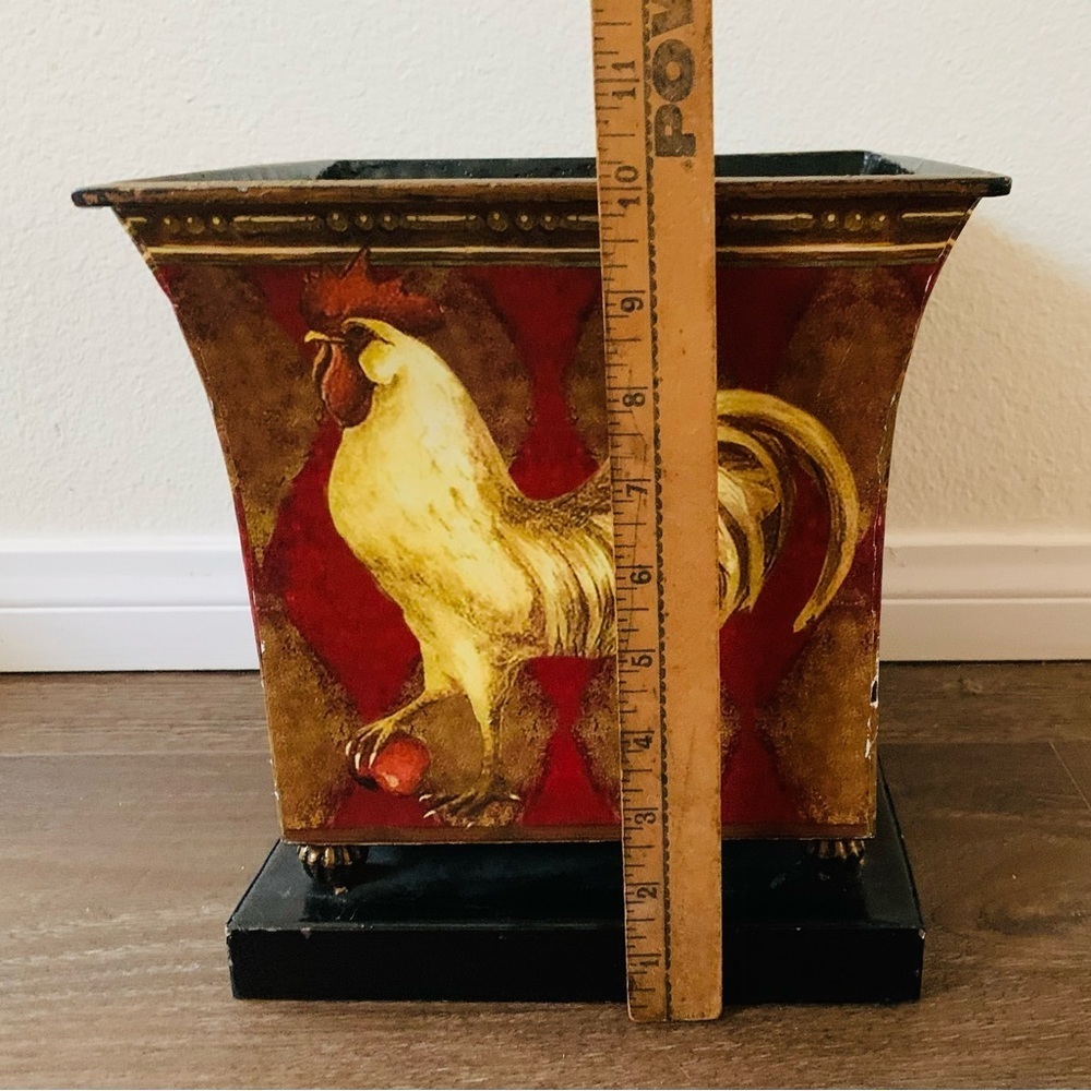 Metal pot - Picture 3 of 11